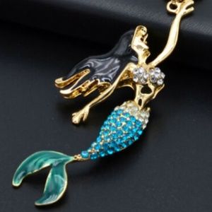Aqua Rhinestone Mermaid Pendant NWT-